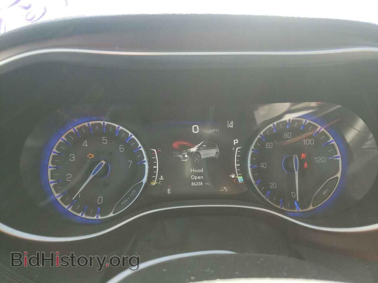 2017 CHRYSLER PACIFICA - VIN: 2C4RC1GG2HR648836 - Фото 9