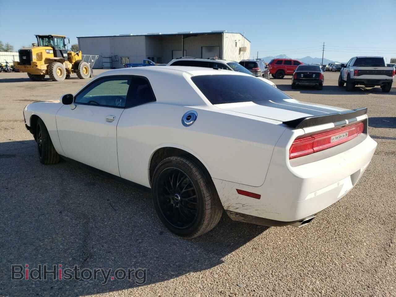 2014 DODGE CHALLENGER - VIN: 2C3CDYAG0EH123705 - Фото 2