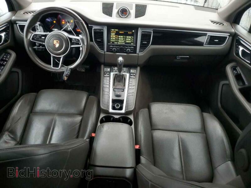 2016 Porsche MACAN (VIN WP1AB2A52GLB53247) — фото 8 из 14