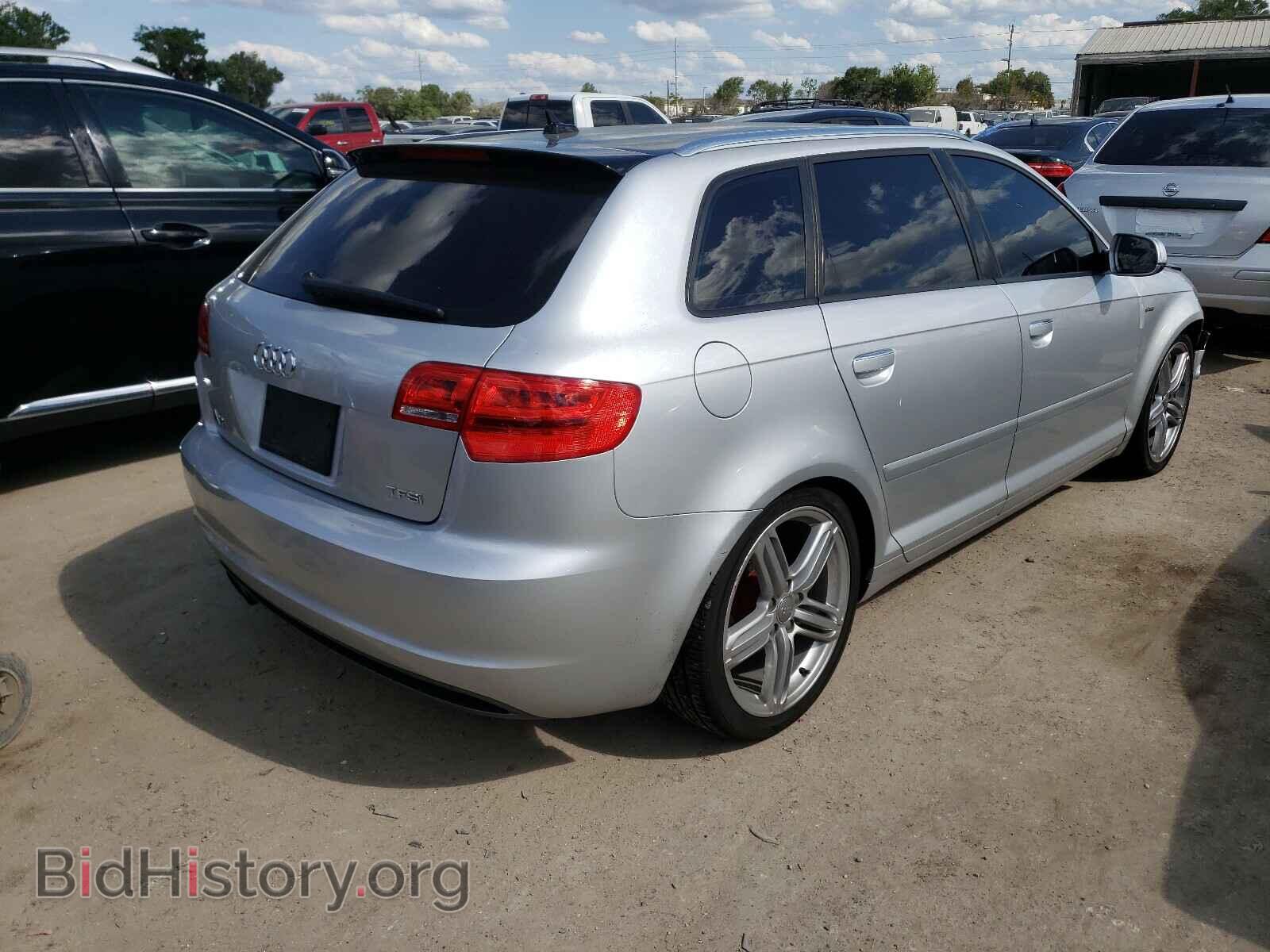 2011 AUDI A3 - VIN: WAUKFAFM9BA061073 - Photo 4