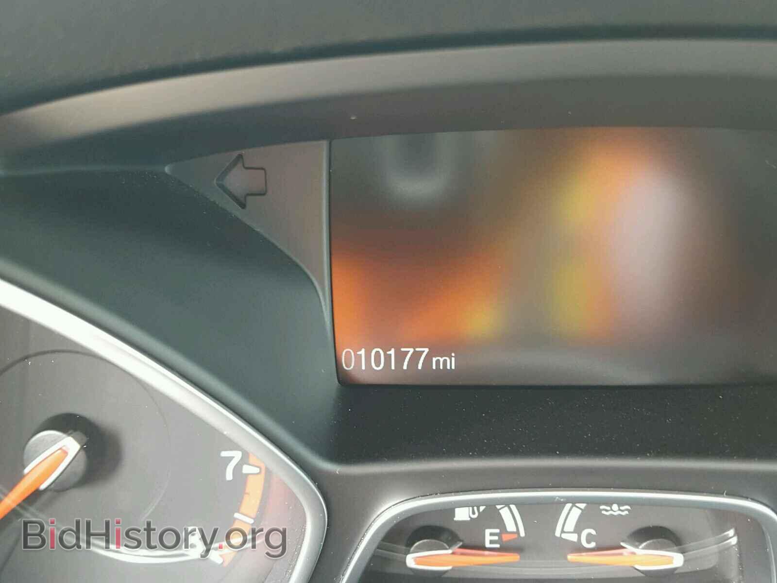 2016 FORD FOCUS - VIN: 1FADP3L94GL275572 - Фото 8