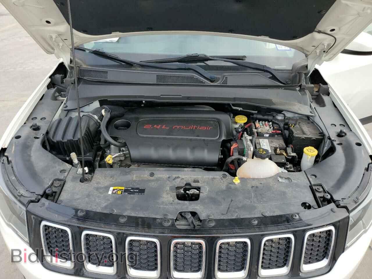 2018 JEEP COMPASS - VIN: 3C4NJCBB3JT240747 - Фото 11