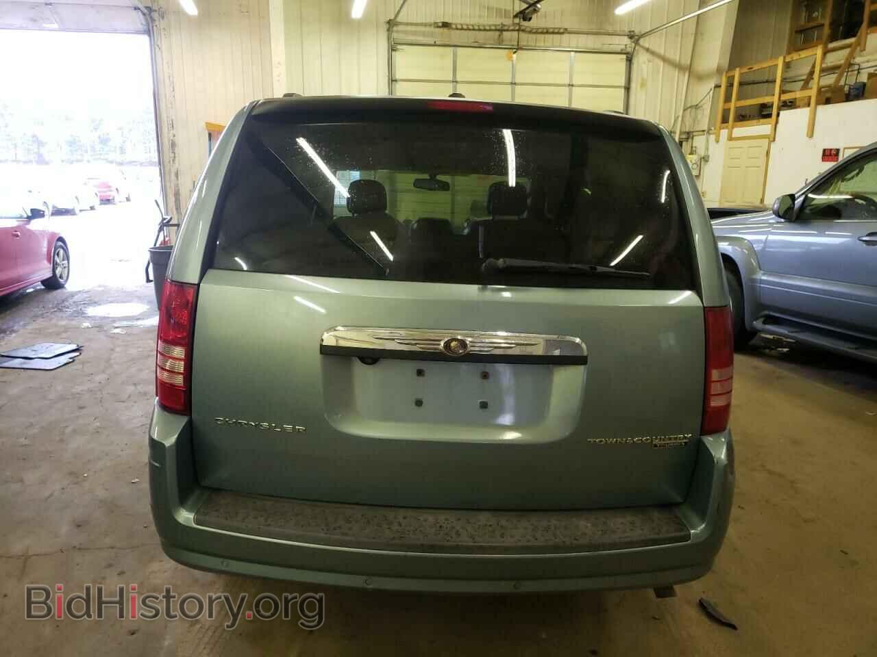 2010 CHRYSLER MINIVAN - VIN: 2A4RR8DX8AR481233 - Фото 6