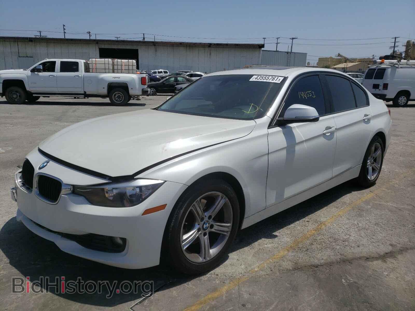 2013 BMW 3 SERIES - VIN: WBA3C1C55DF444749 - Фото 2
