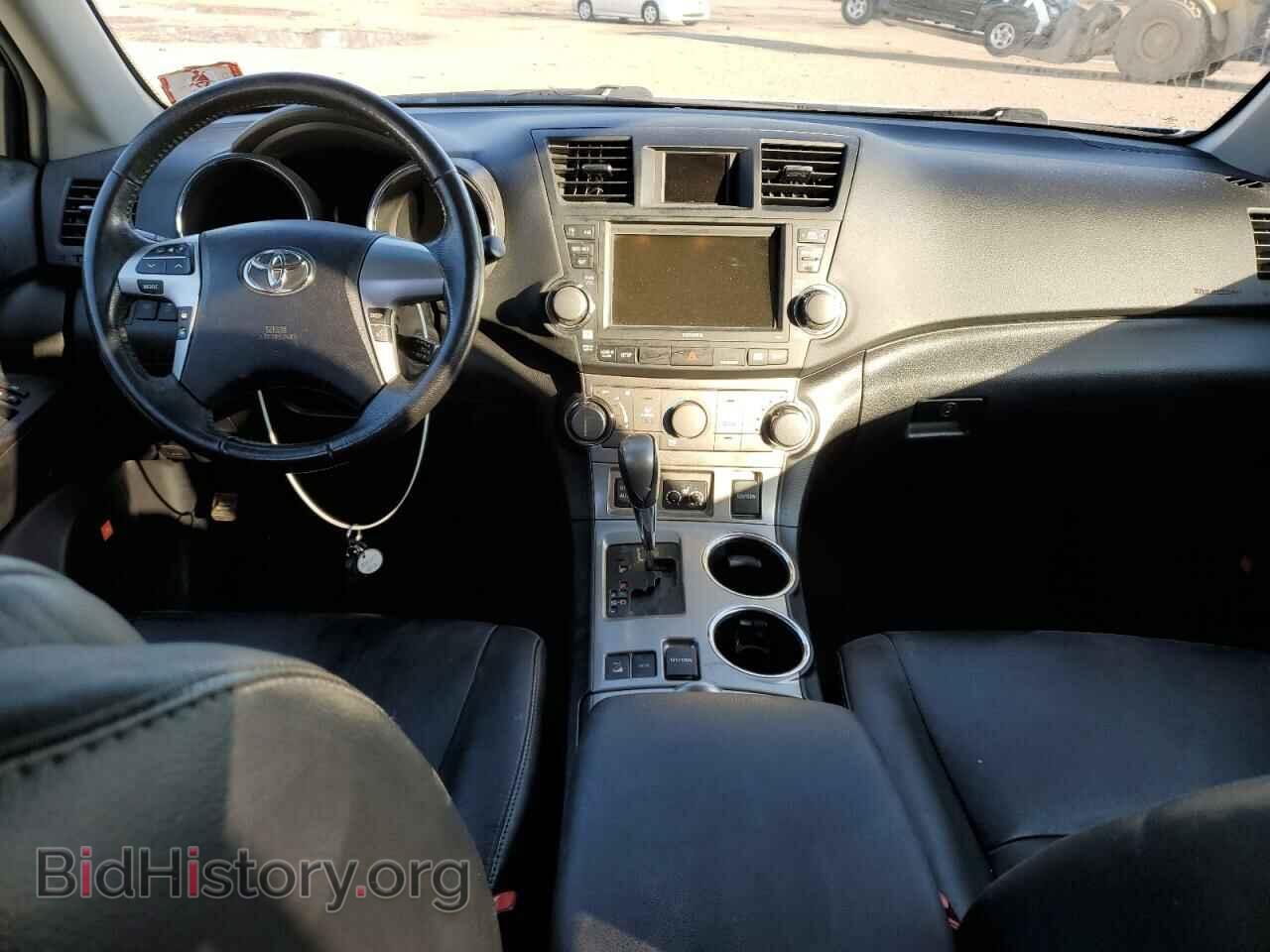 2011 TOYOTA HIGHLANDER - VIN: 5TDBK3EH3BS068036 - Фото 8