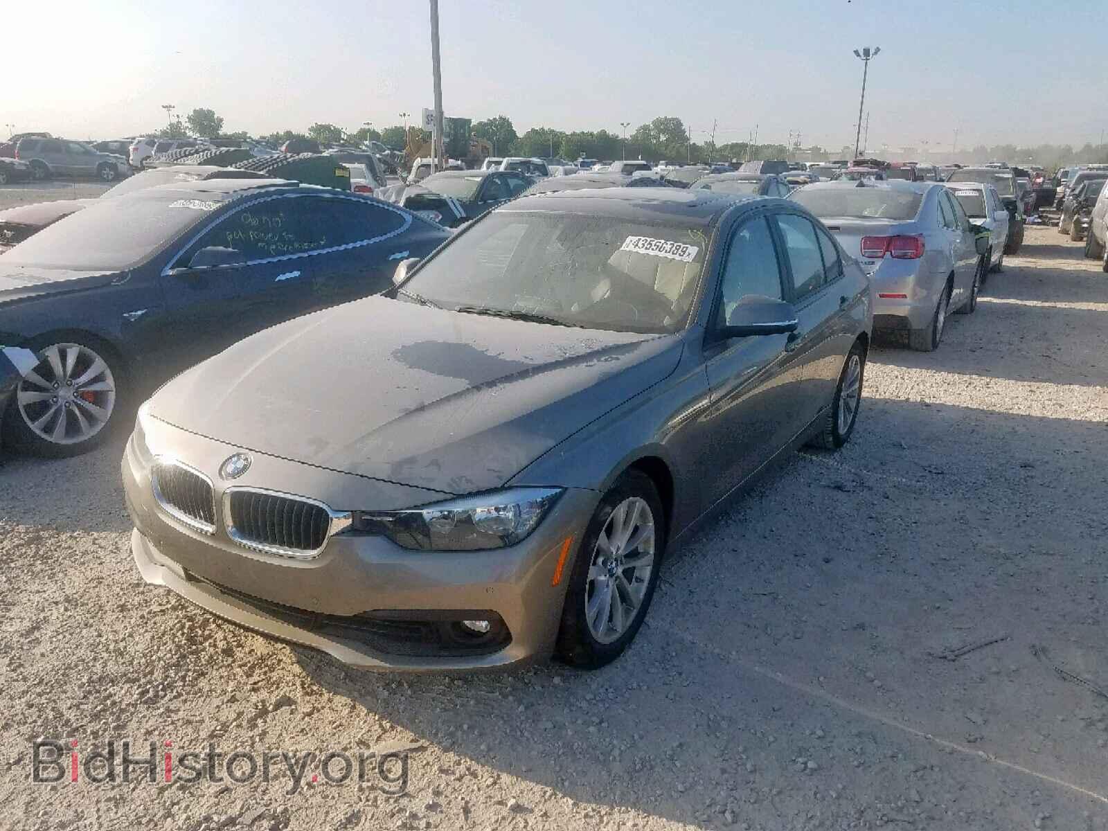 2016 BMW 3 SERIES - VIN: WBA8E5G55GNT41570 - Фото 2