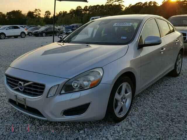 2012 VOLVO S60 - VIN: YV1622FSXC2037813 - Фото 2