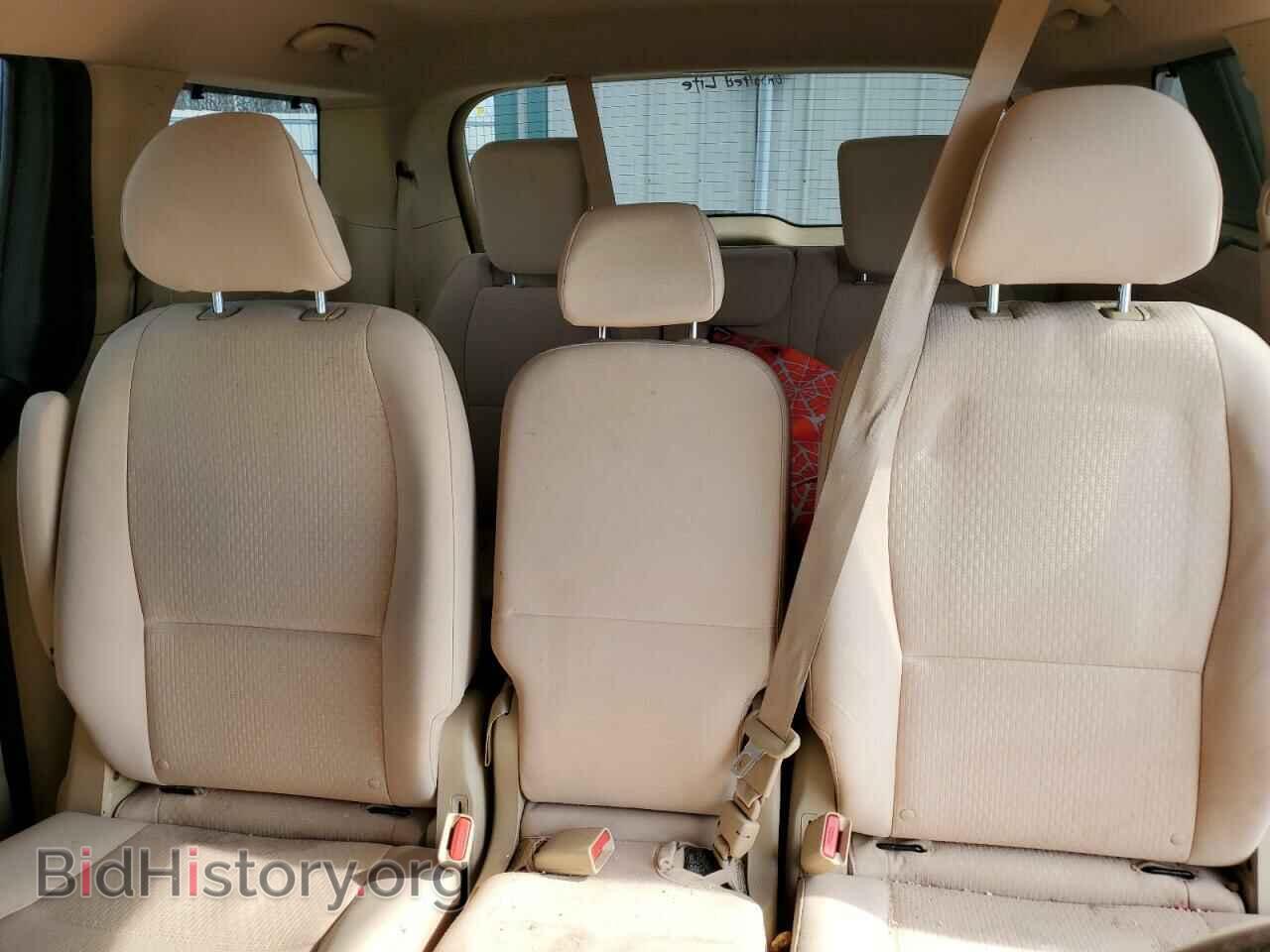 2016 KIA All Models - VIN: KNDMB5C11G6098198 - Фото 10