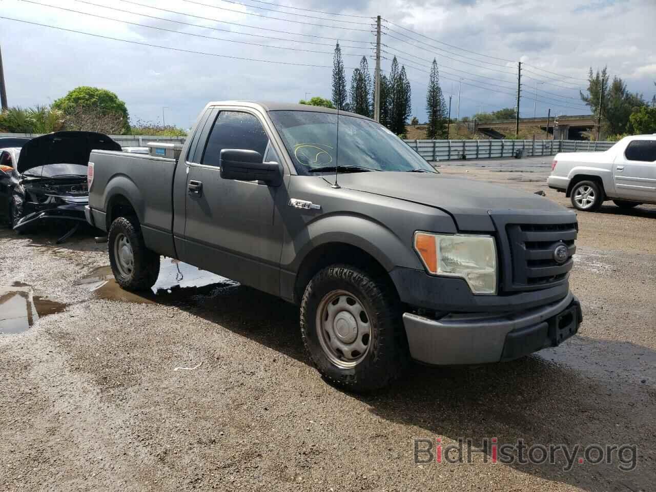 Photo 1FTMF1CWXAFC63360 - FORD F150 2010