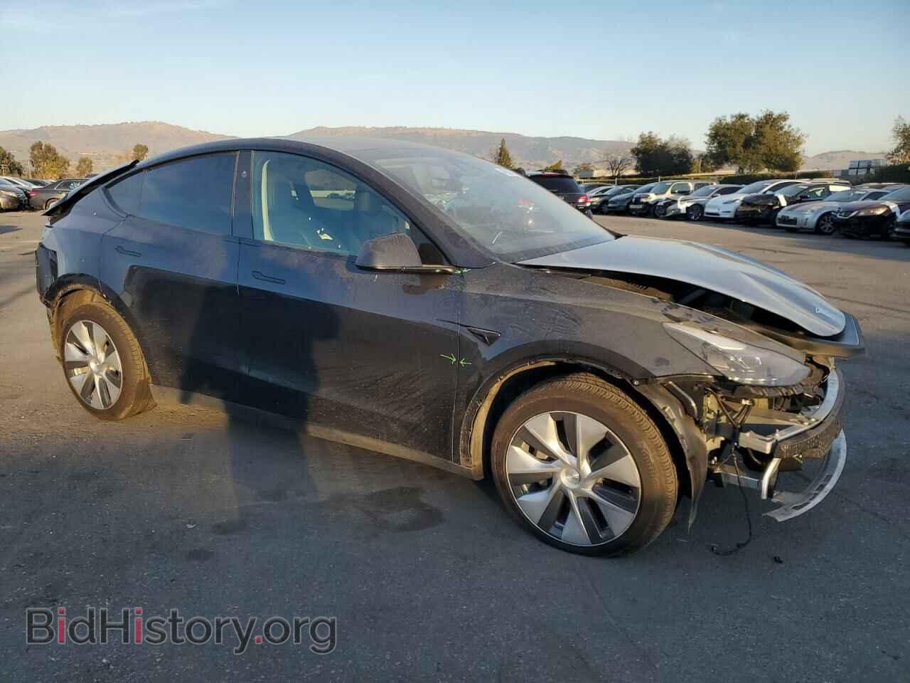 2024 TESLA MODEL Y - VIN: 7SAYGDEE6RF013752 - Photo 4