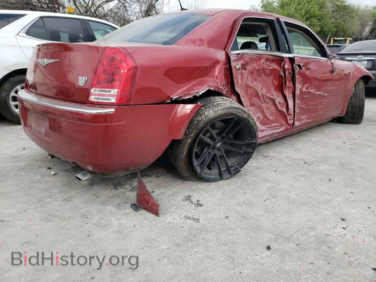 2008 CHRYSLER 300 - VIN: 2C3KA63H68H242233 - Фото 3