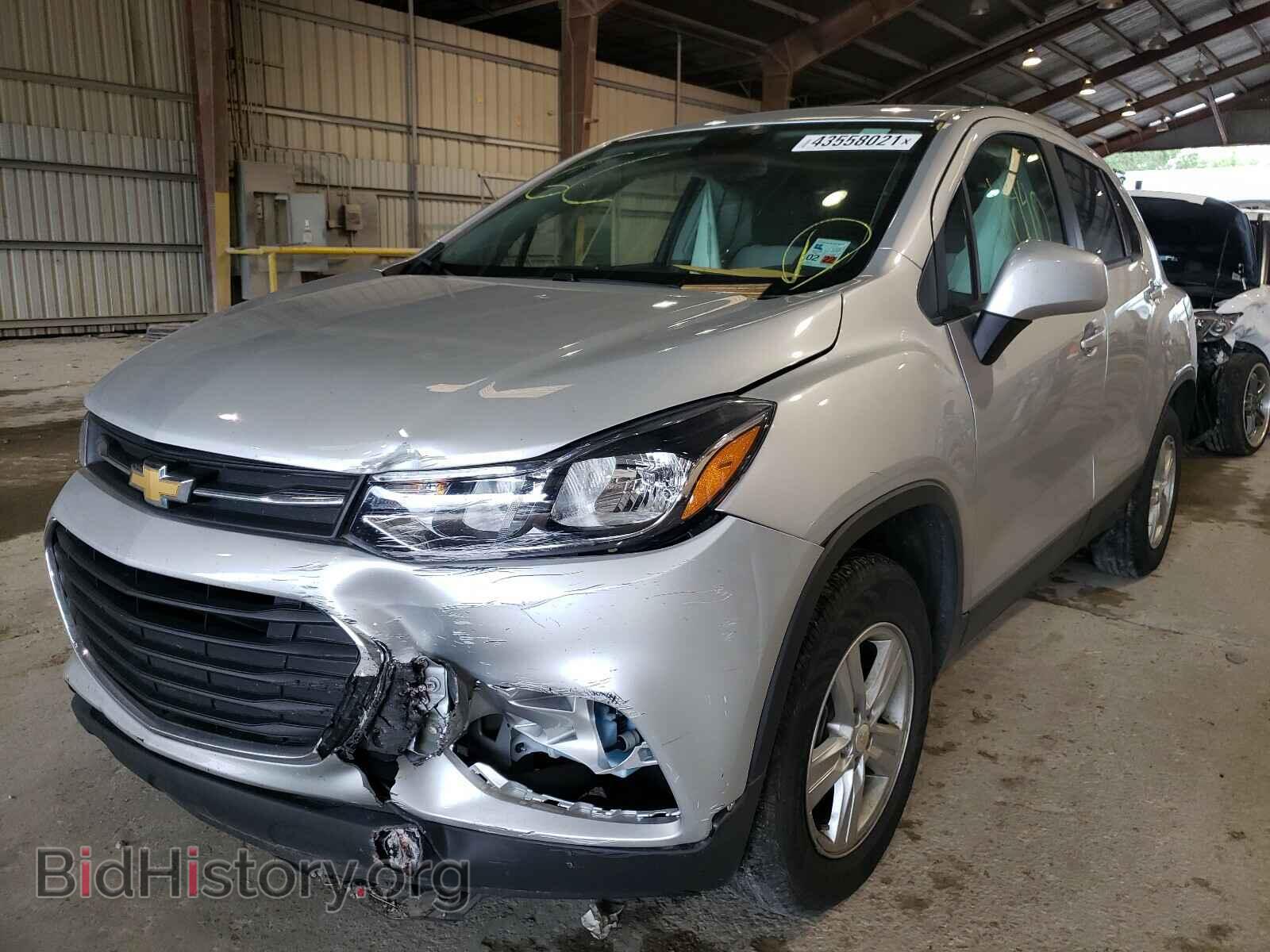 2019 CHEVROLET TRAX - VIN: 3GNCJNSB0KL389175 - Фото 2