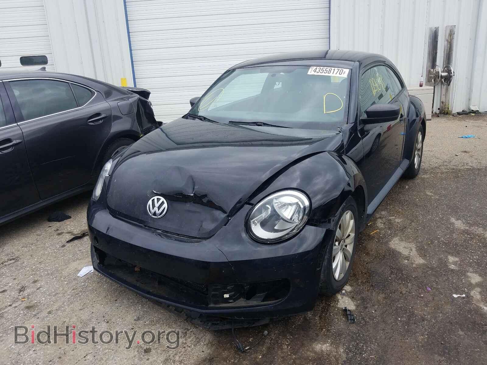 2014 VOLKSWAGEN BEETLE - VIN: 3VWFP7AT3EM606661 - Фото 2