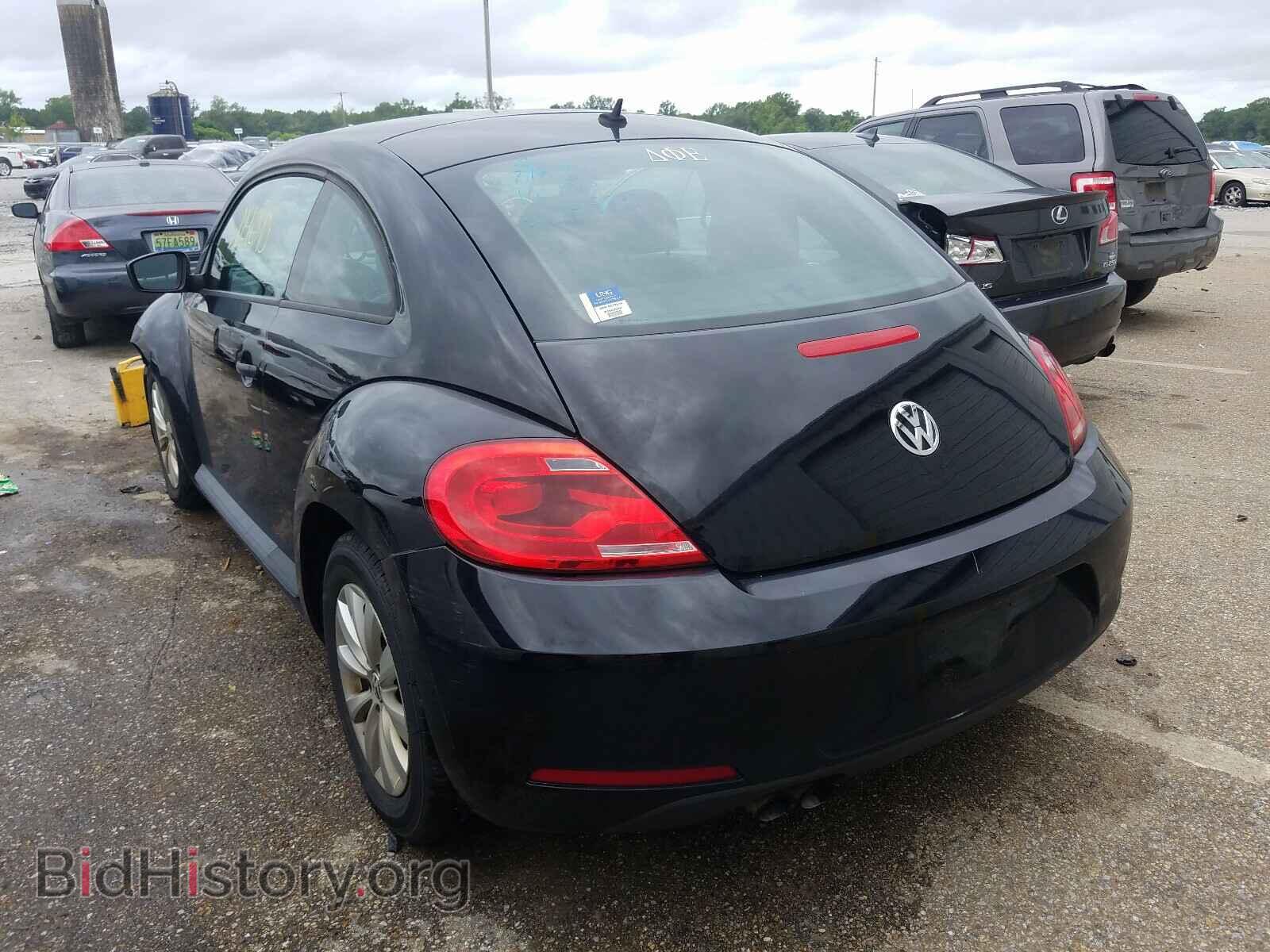 2014 VOLKSWAGEN BEETLE - VIN: 3VWFP7AT3EM606661 - Фото 3