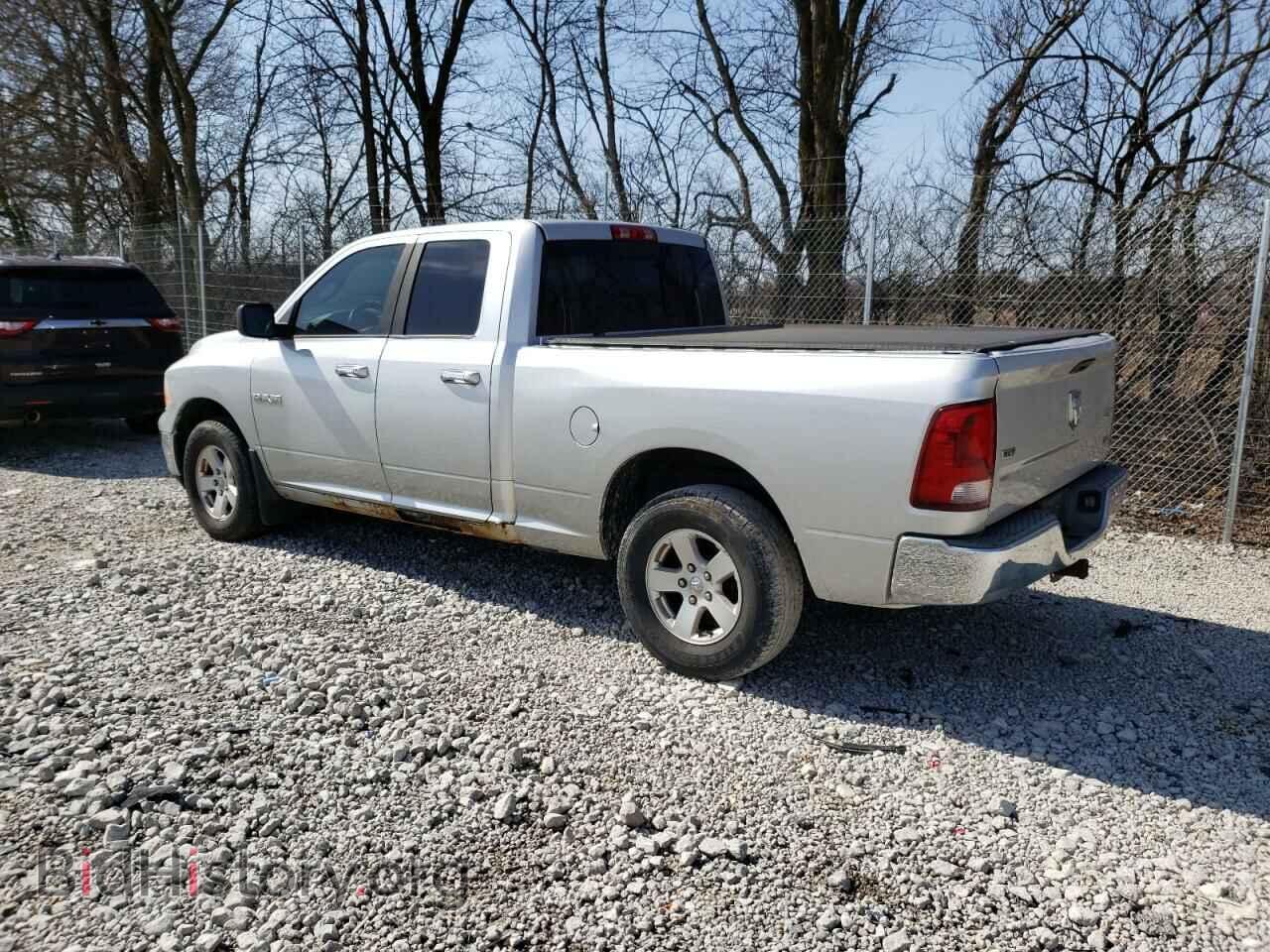 2010 DODGE RAM 1500 - VIN: 1D7RV1GP6AS117496 - Фото 2