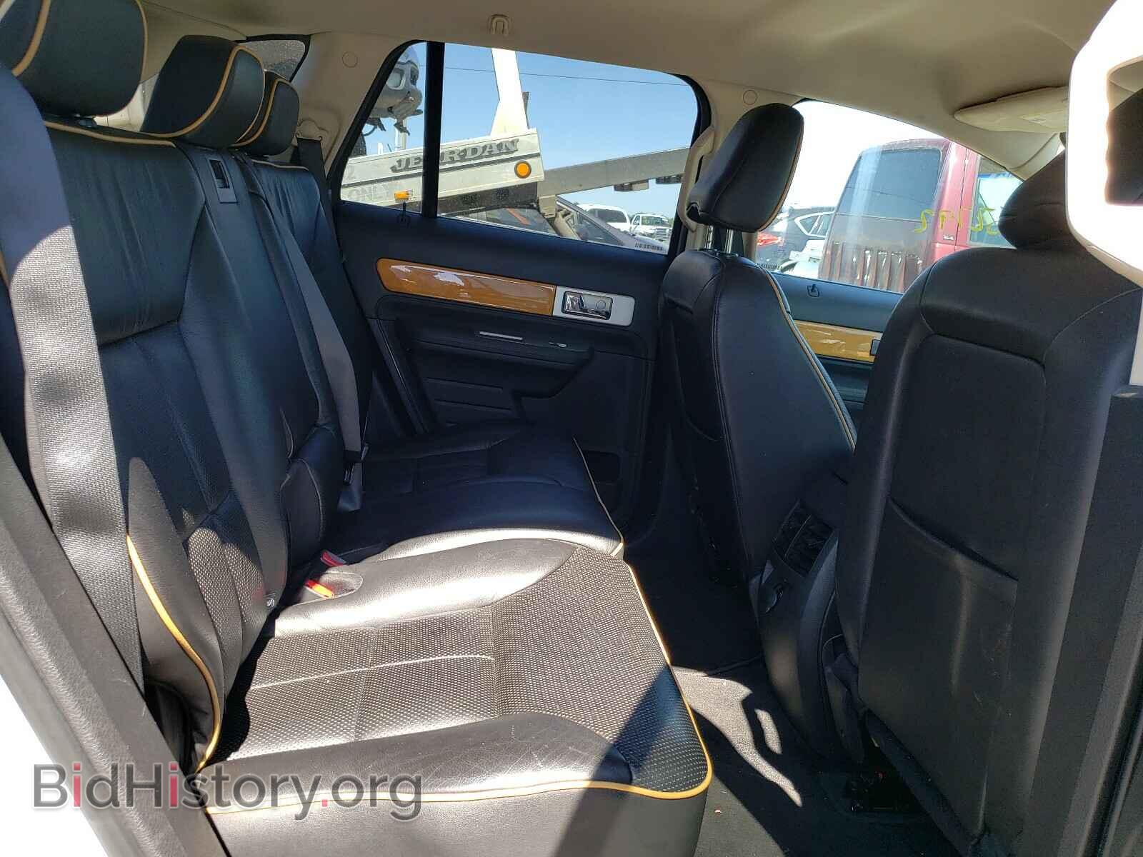 2010 LINCOLN MKX - VIN: 2LMDJ8JC2ABJ30299 - Фото 6