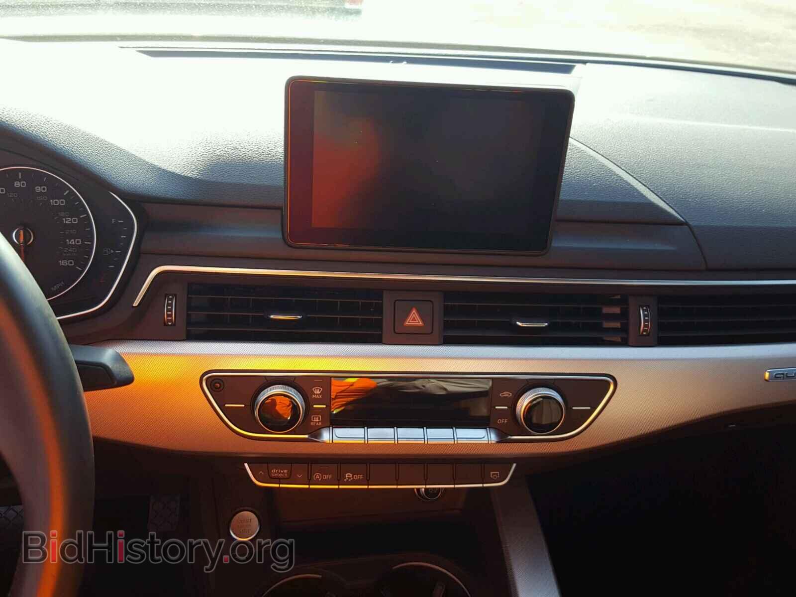 2017 AUDI A4 - VIN: WAUANAF4XHN038255 - Фото 9
