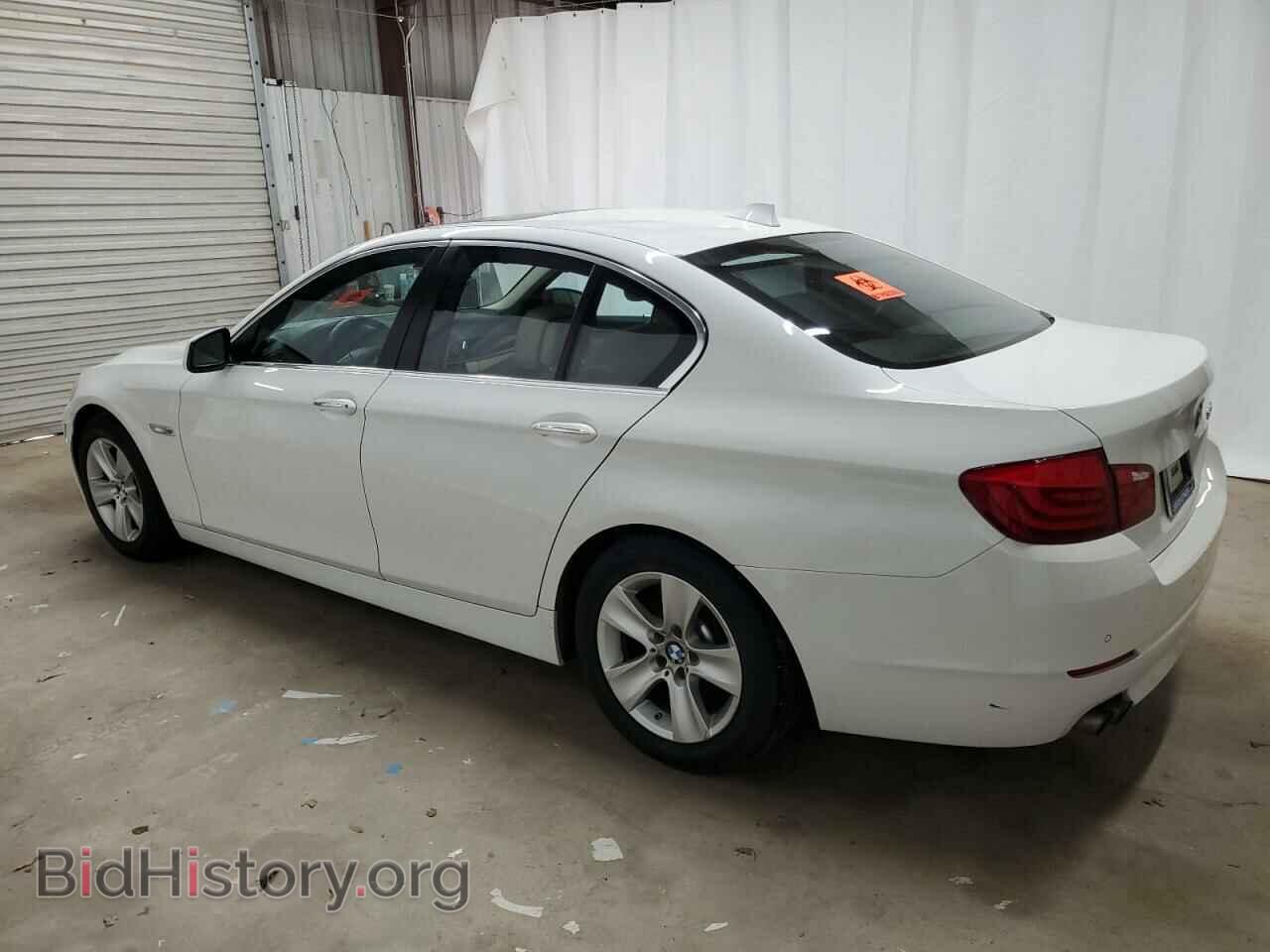 2011 BMW 5 SERIES - VIN: WBAFR1C59BC746605 - Фото 2