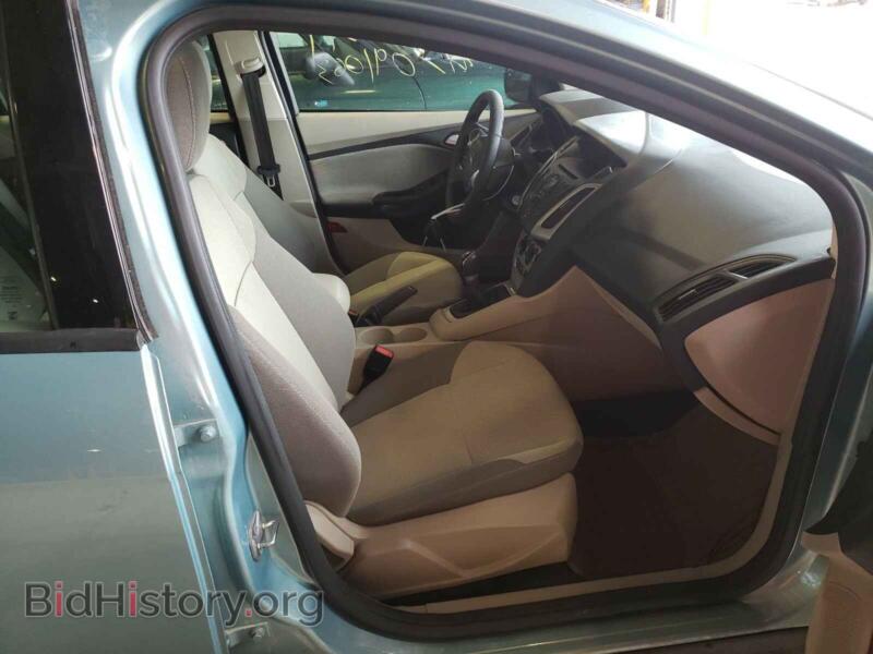2012 Ford FOCUS (VIN 1FAHP3K28CL283089) — фото 5 из 10