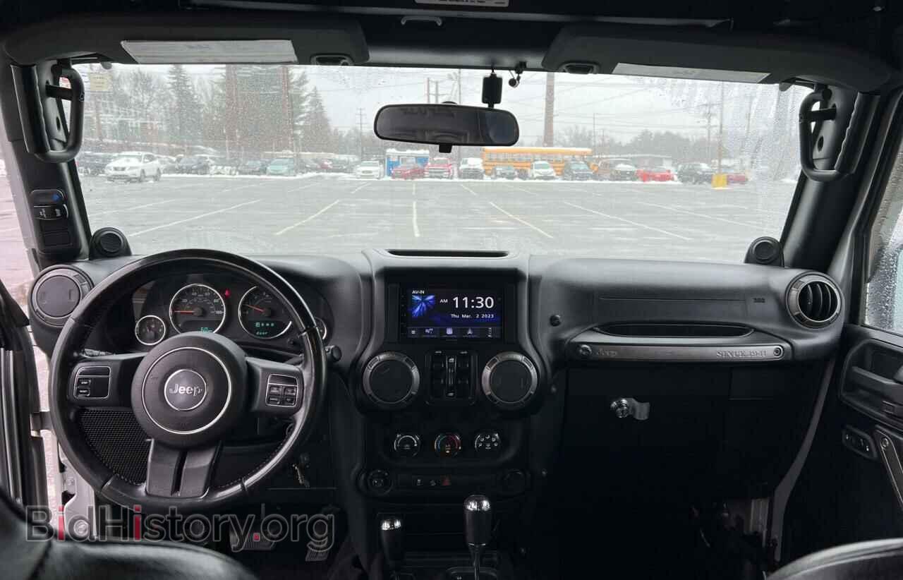 2011 JEEP WRANGLER - VIN: 1J4HA3H16BL500982 - Фото 9