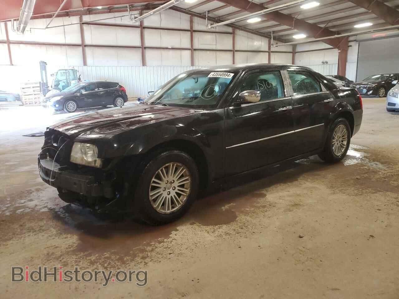 Photo 2C3CA4CD5AH173854 - CHRYSLER 300 2010