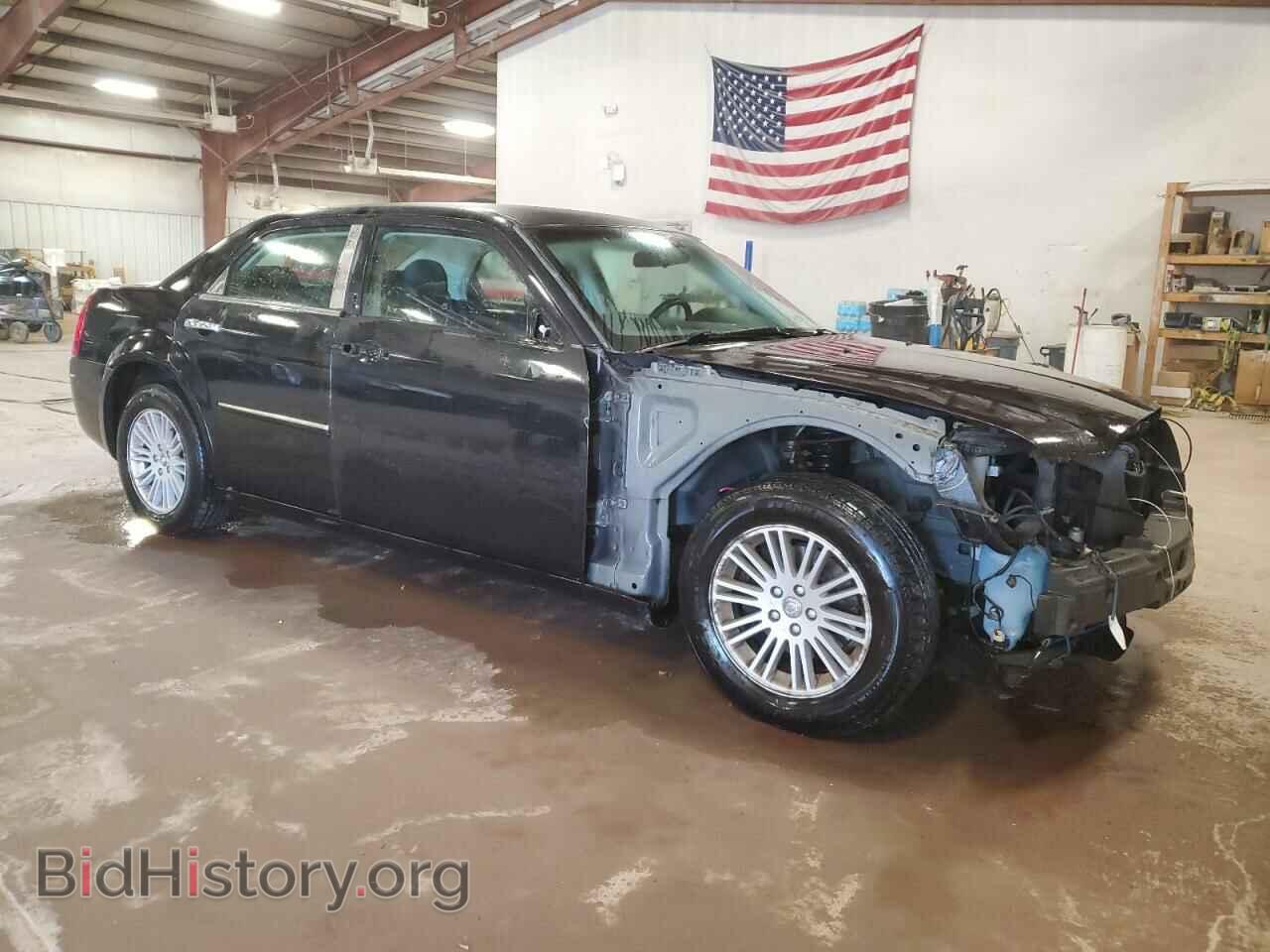 2010 CHRYSLER 300 - VIN: 2C3CA4CD5AH173854 - Фото 4