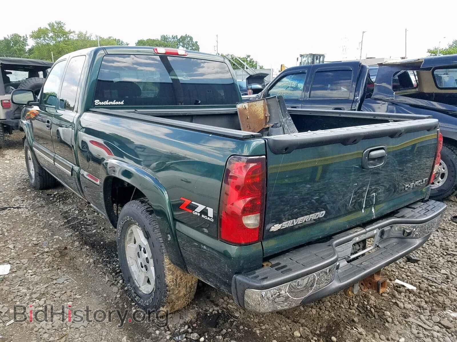 2005 CHEVROLET SILVERADO - VIN: 1GCEK19B15E170520 - Фото 3