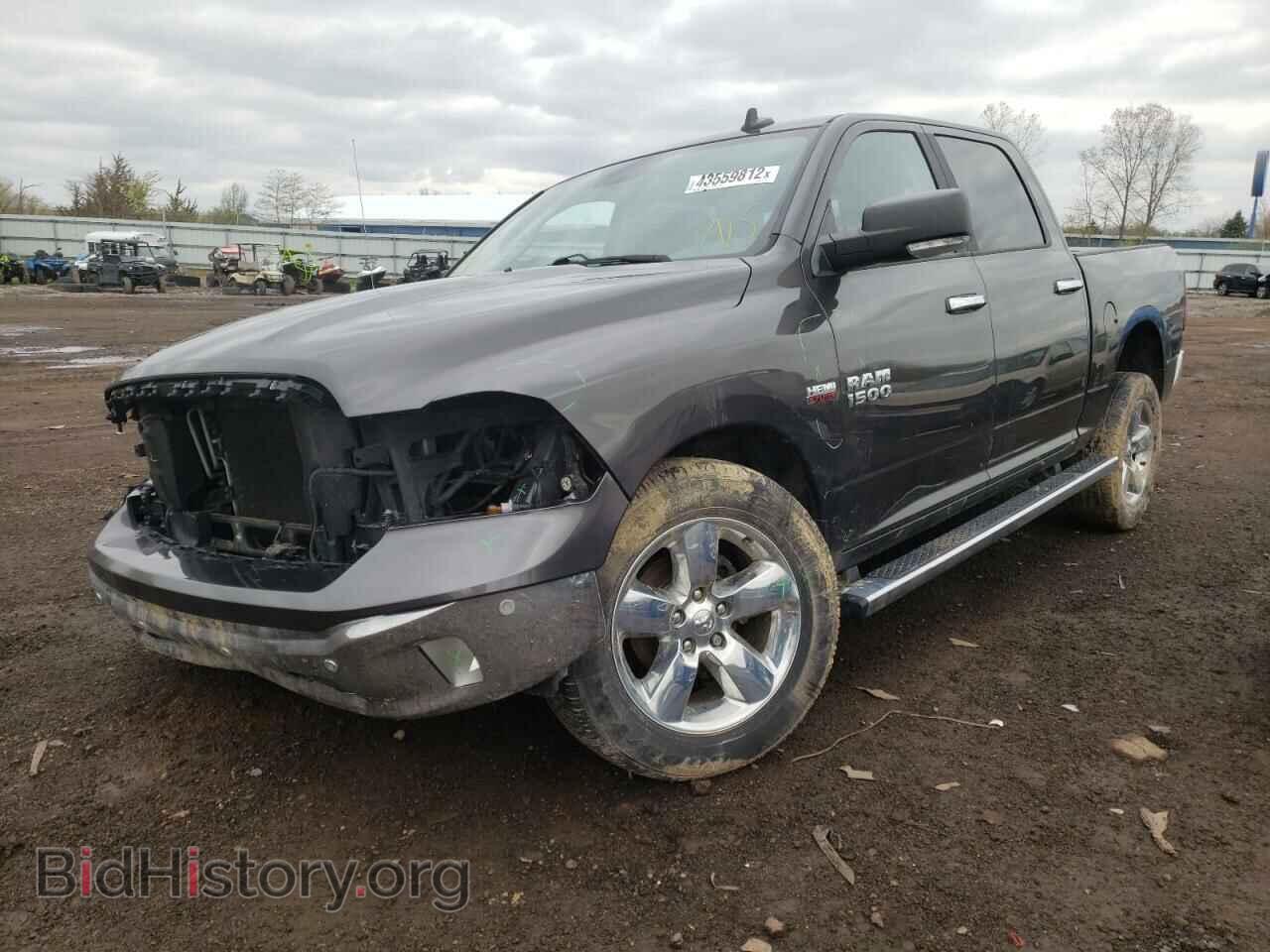 2017 RAM 1500 - VIN: 3C6RR7LT5HG704978 - Фото 2