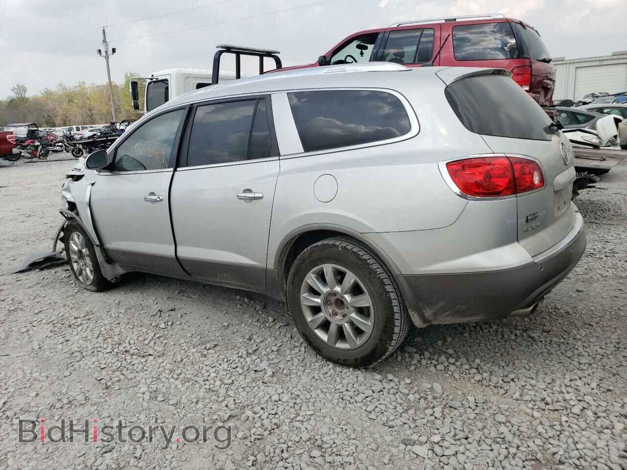 2011 BUICK ENCLAVE - VIN: 5GAKRBED3BJ116071 - Фото 2