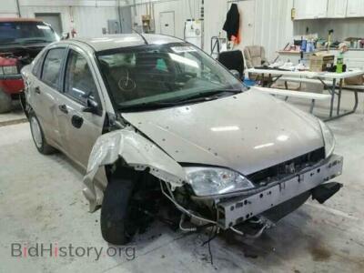 2007 Ford FOCUS Focus ZX4, золотистый — VIN 1FAFP34N07W197875, Copart