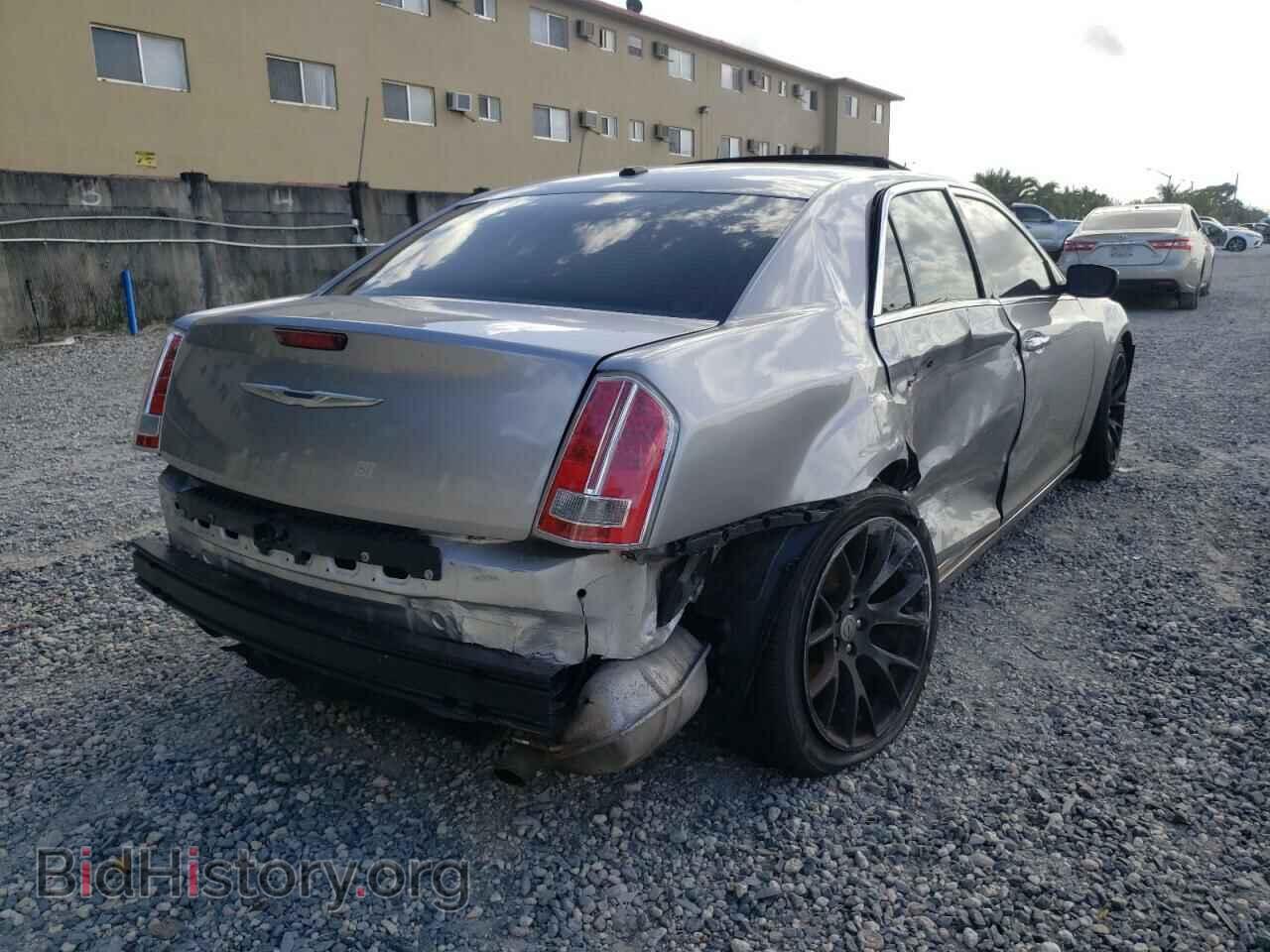 2013 CHRYSLER 300 - VIN: 2C3CCAET9DH680399 - Фото 4