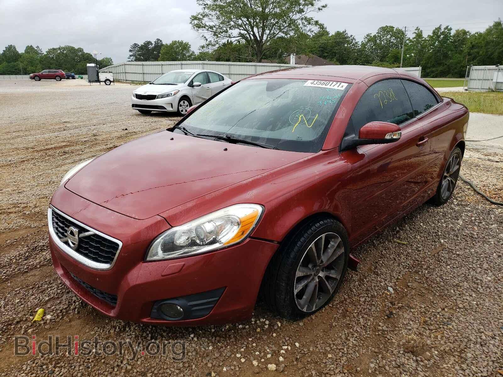 2012 VOLVO C70 - VIN: YV1672MC7CJ125835 - Фото 2