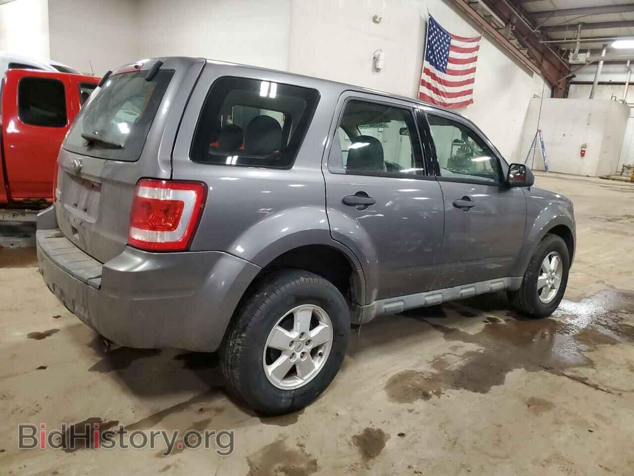 2010 FORD ESCAPE - VIN: 1FMCU9C77AKC14712 - Фото 3