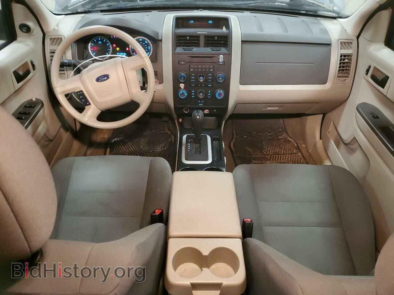2010 FORD ESCAPE - VIN: 1FMCU9C77AKC14712 - Фото 8
