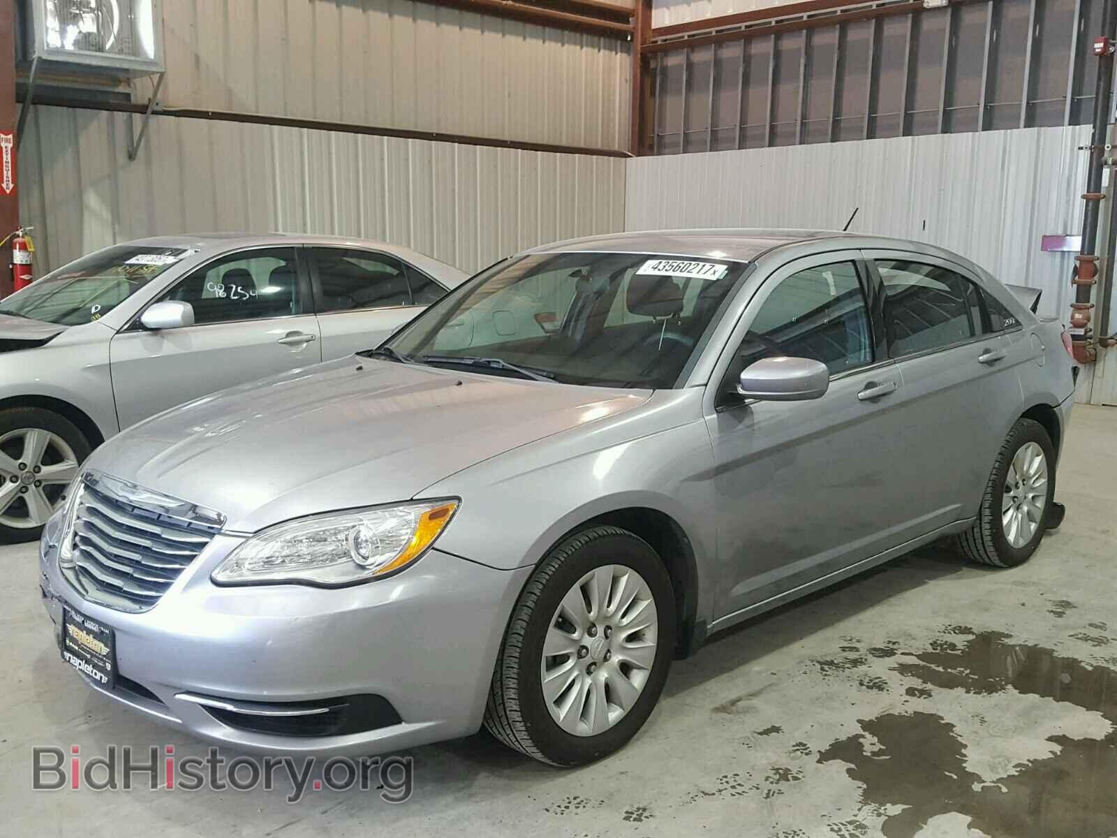 2013 CHRYSLER 200 - VIN: 1C3CCBAB4DN640354 - Фото 2