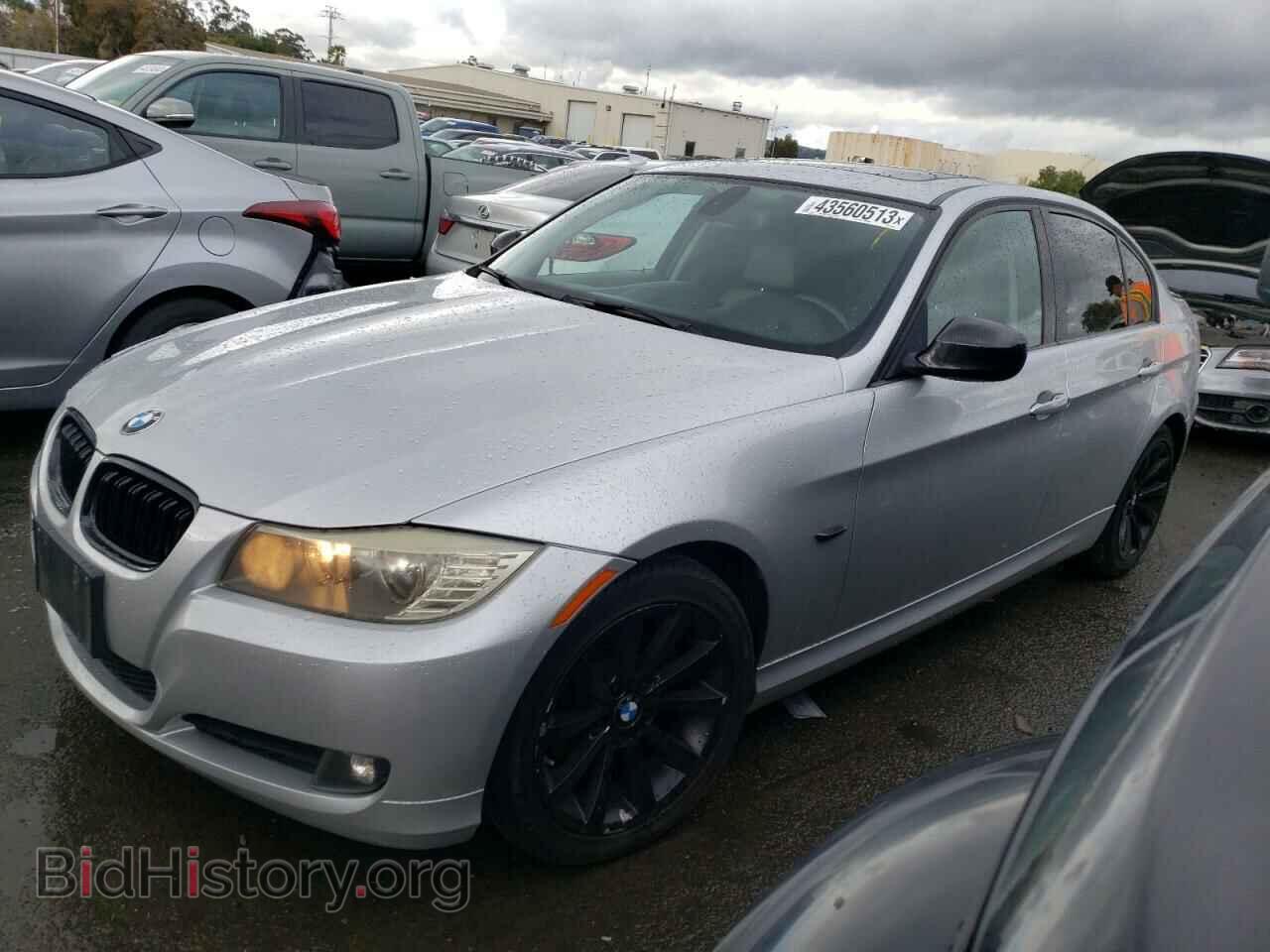 Photo WBAPH5G55BNM74258 - BMW 3 SERIES 2011