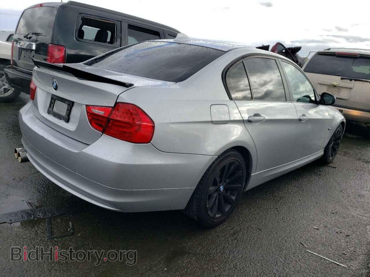 2011 BMW 3 SERIES - VIN: WBAPH5G55BNM74258 - Фото 3