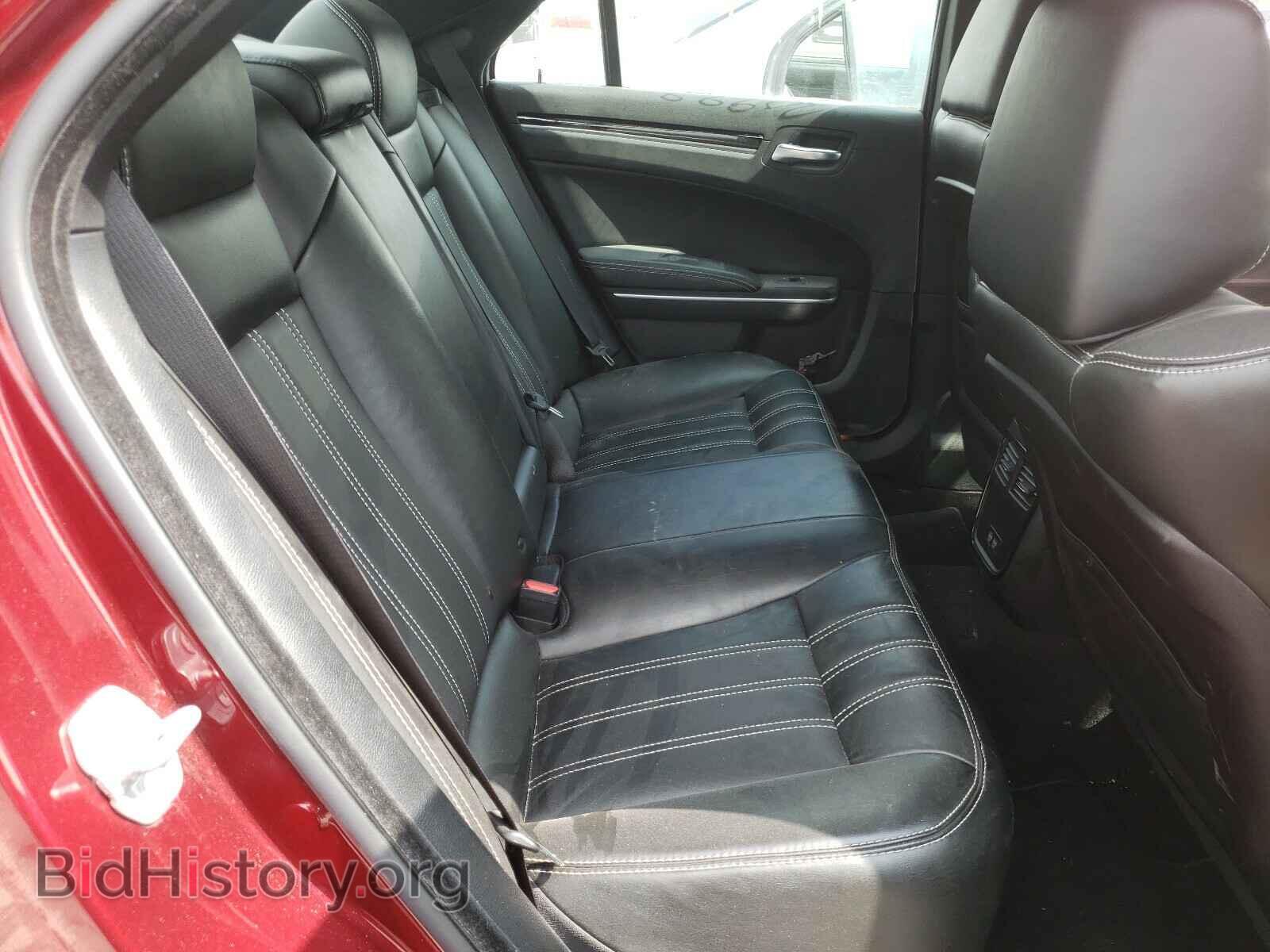 2019 CHRYSLER 300 - VIN: 2C3CCAGG8KH648797 - Фото 6
