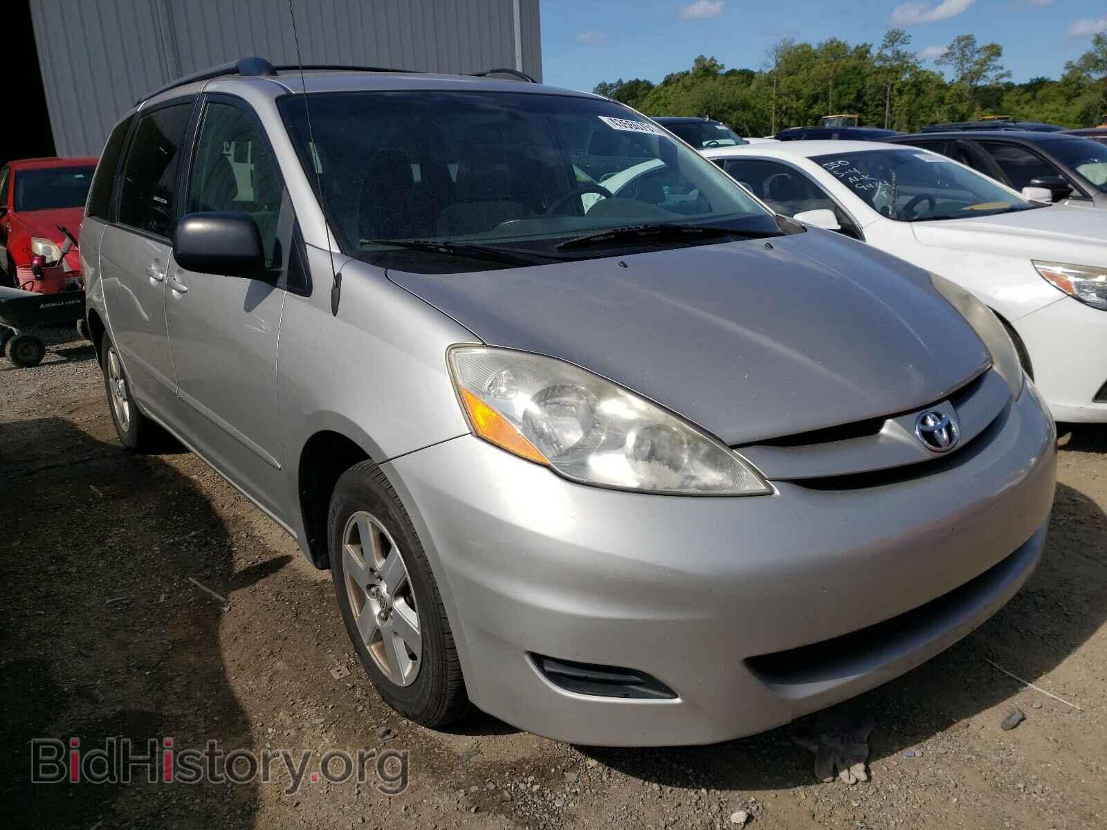Фотография 5TDKK4CC4AS307654 - TOYOTA SIENNA 2010