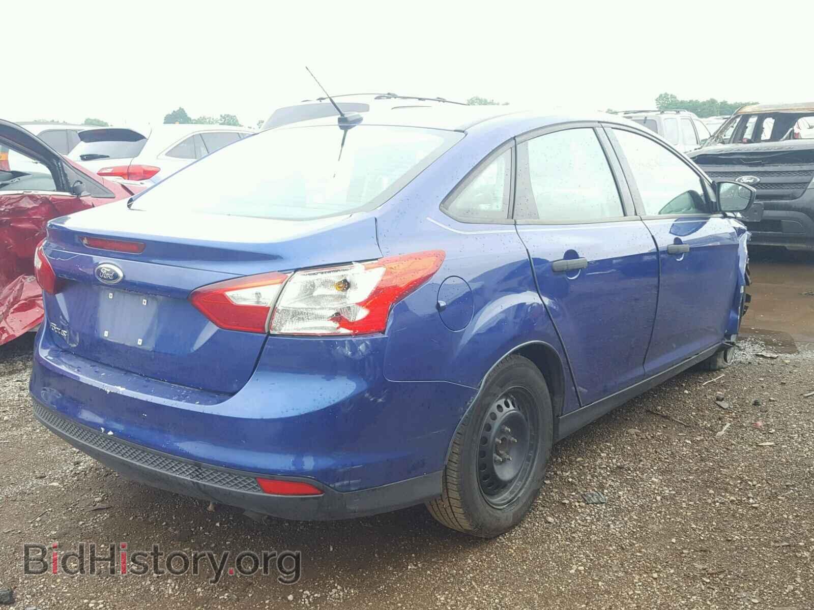 2012 Ford FOCUS (VIN 1FAHP3E21CL271278) — фото 4 из 10