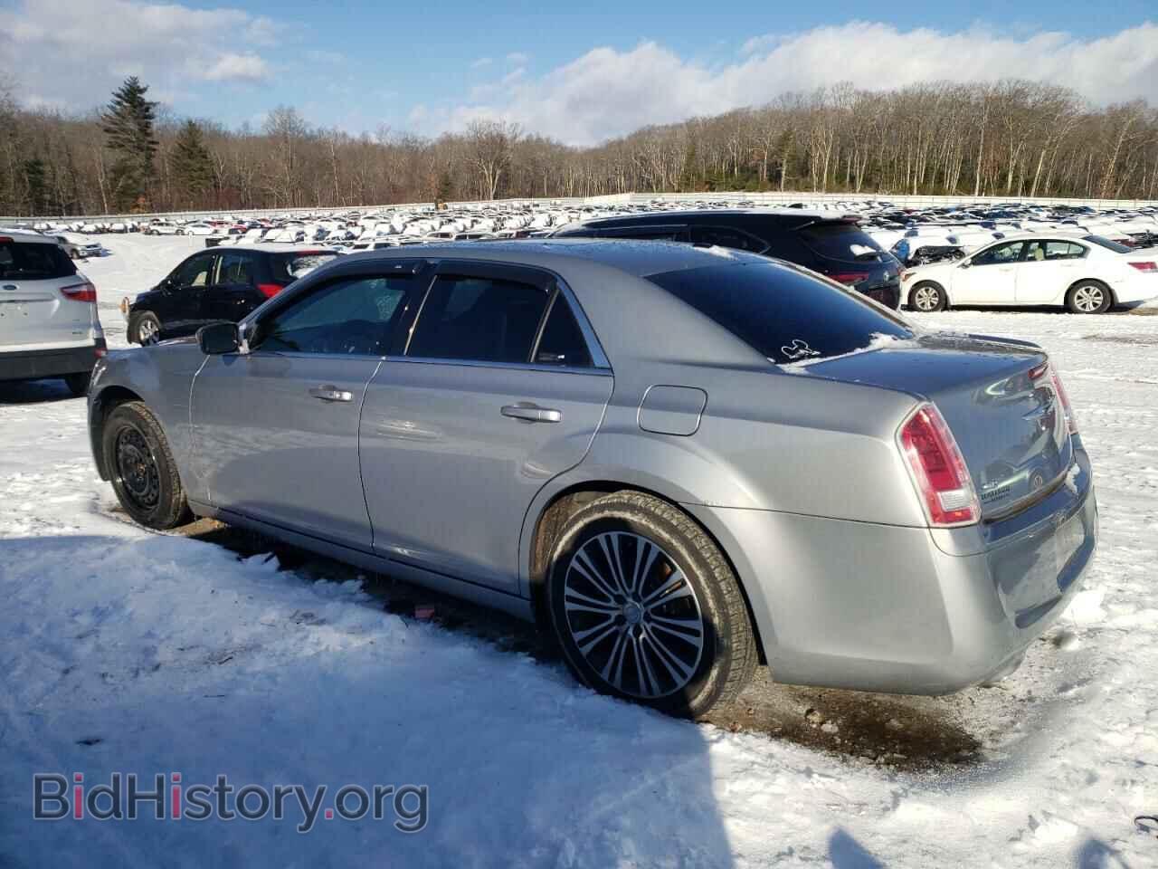2013 CHRYSLER 300 - VIN: 2C3CCAGG2DH619069 - Фото 2