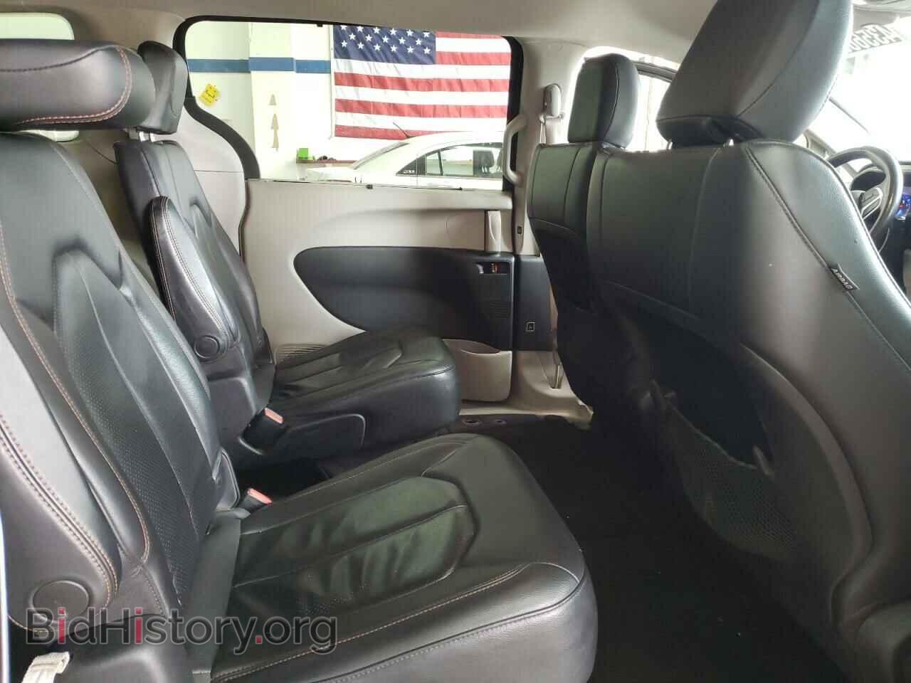 2020 CHRYSLER PACIFICA - VIN: 2C4RC1BGXLR276808 - Photo 11