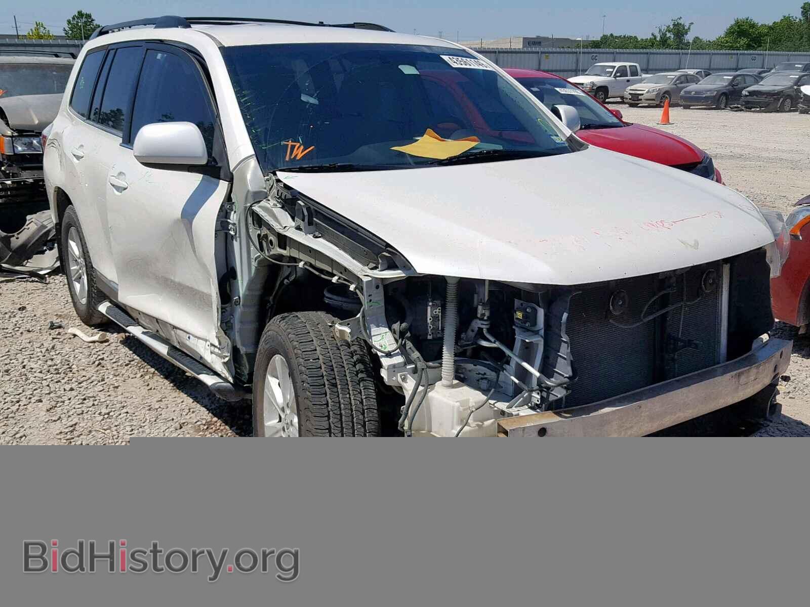 Photo 5TDZK3EH4CS059166 - TOYOTA HIGHLANDER 2012