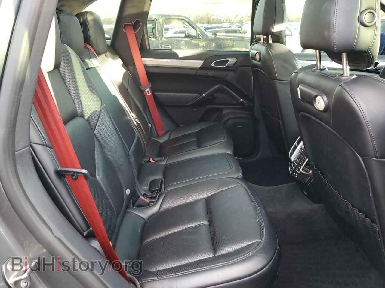 2018 PORSCHE CAYENNE - VIN: WP1AB2A23JLA60329 - Фото 11
