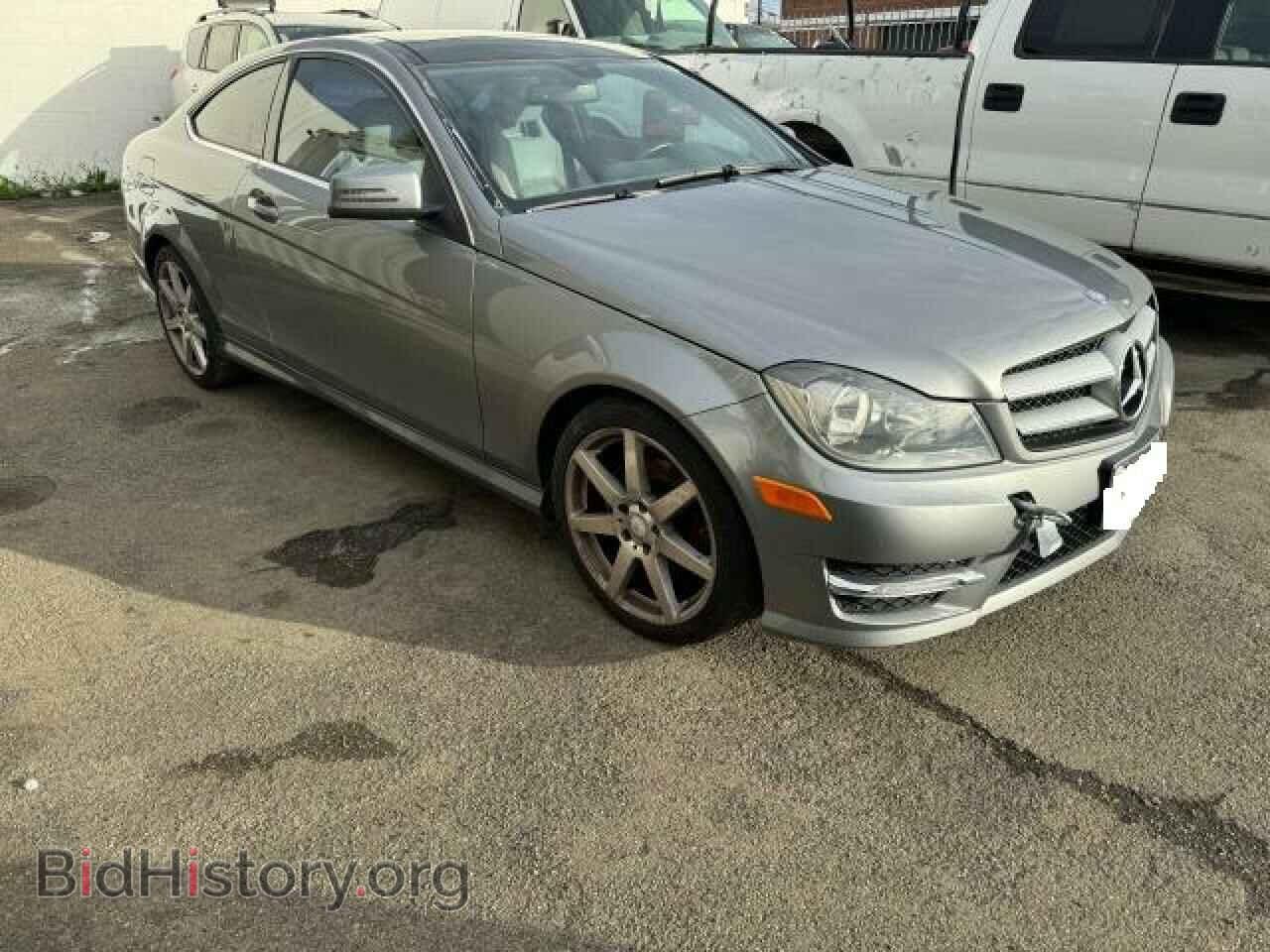 Фотография WDDGJ4HB8CF766302 - MERCEDES-BENZ C-CLASS 2012