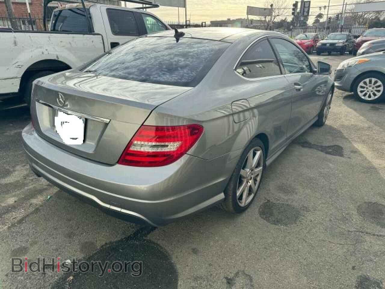 2012 MERCEDES-BENZ C-CLASS - VIN: WDDGJ4HB8CF766302 - Фото 4