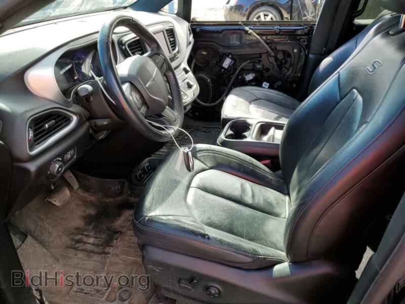 2020 Chrysler PACIFICA (VIN 2C4RC1BG2LR113330) — photo 7 of 13