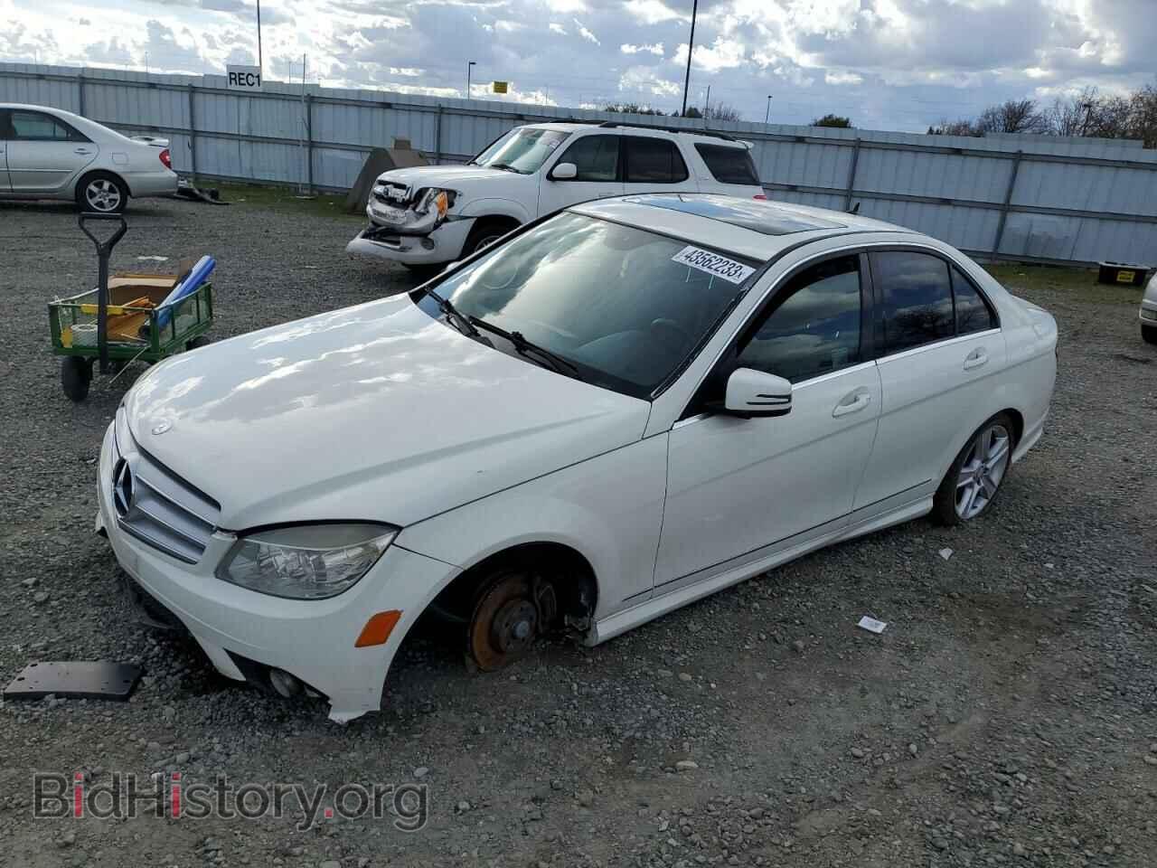 Photo WDDGF5EB2AR116260 - MERCEDES-BENZ C-CLASS 2010