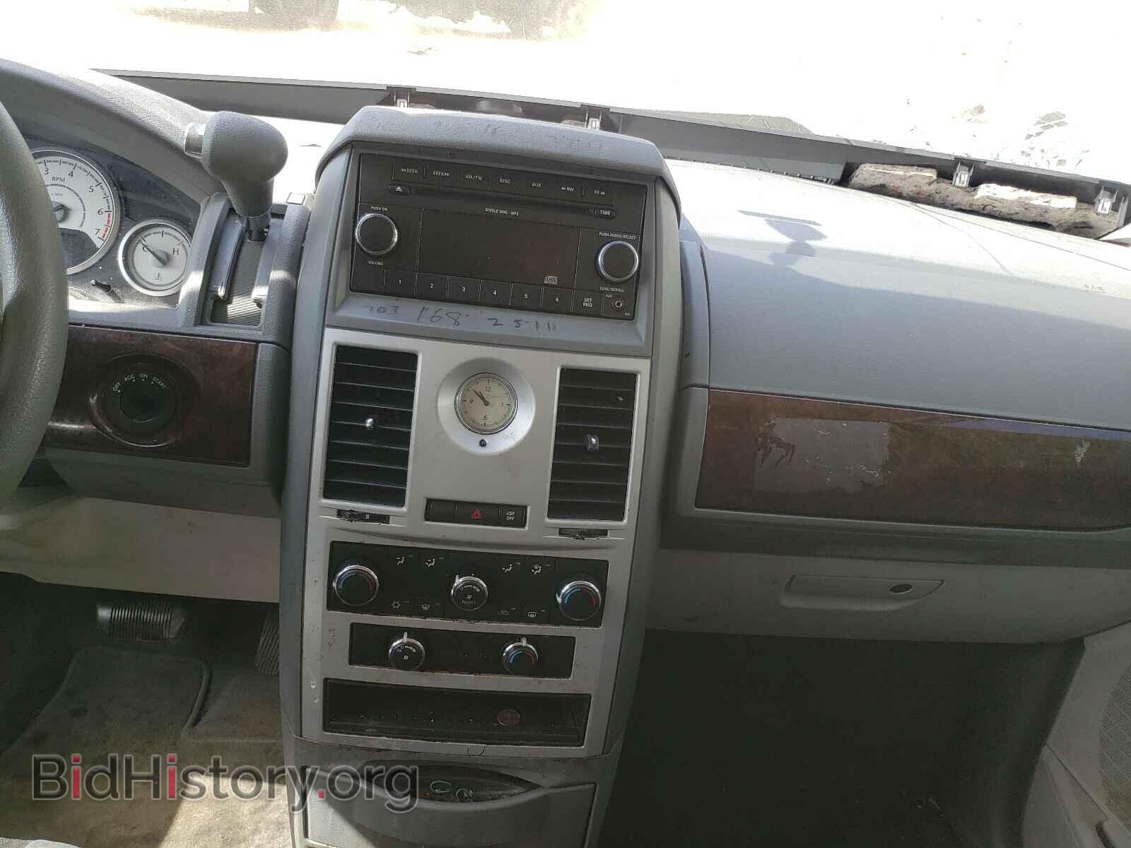 2009 CHRYSLER MINIVAN - VIN: 2A8HR44E89R655184 - Фото 9