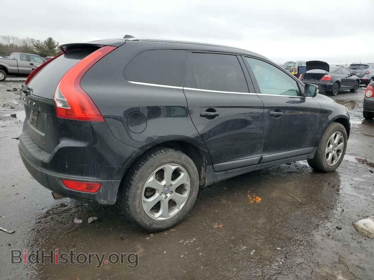 2013 VOLVO XC60 - VIN: YV4940DZ8D2420455 - Фото 3